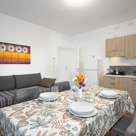Residenza Azzurra דירה *