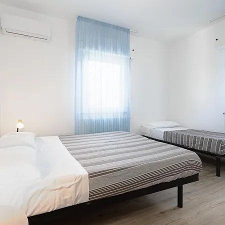 Residenza Azzurra Apartment *