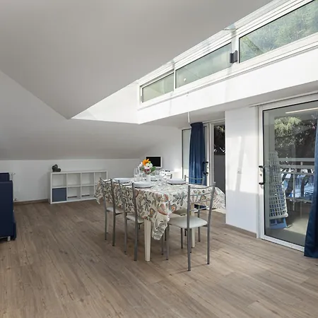 Residenza Azzurra Apartment *