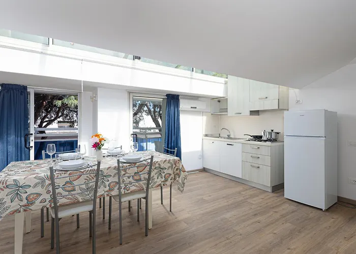 Residenza Azzurra דירה ריצ'יונה