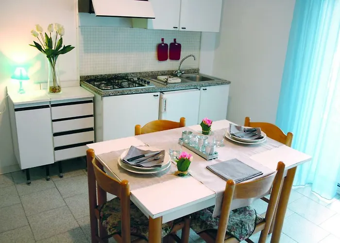 Residenza Azzurra * ריצ'יונה